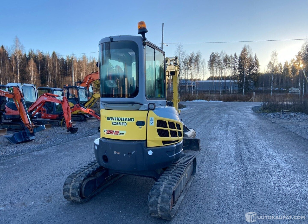 New Holland E 35.2sr, 2006, Diesel, 4 964 h Kaivinkone, Virrat - Mini excavator: picture 5 New Holland E 35.2sr, 2006, Diesel, 4 964 h Kaivinkone, Virrat - Mini excavator: picture 5
