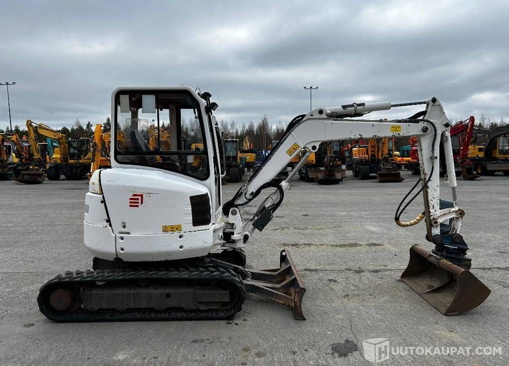 Volvo ECR 38 / Kallistuvaliitin, Uudet telat!, 2012, 3 245 h Kaivinkone, Ilmajoki - Other machinery: picture 2 Volvo ECR 38 / Kallistuvaliitin, Uudet telat!, 2012, 3 245 h Kaivinkone, Ilmajoki - Other machinery: picture 2