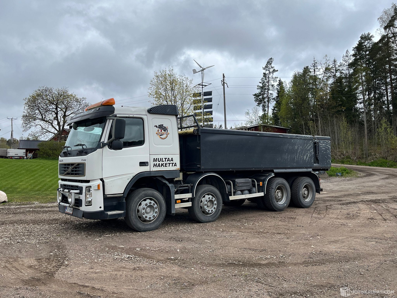 Volvo FM12, maansiirtokuorma-auto kipillä, 8X4, 2005, Vihti - Tipper: picture 1 Volvo FM12, maansiirtokuorma-auto kipillä, 8X4, 2005, Vihti - Tipper: picture 1