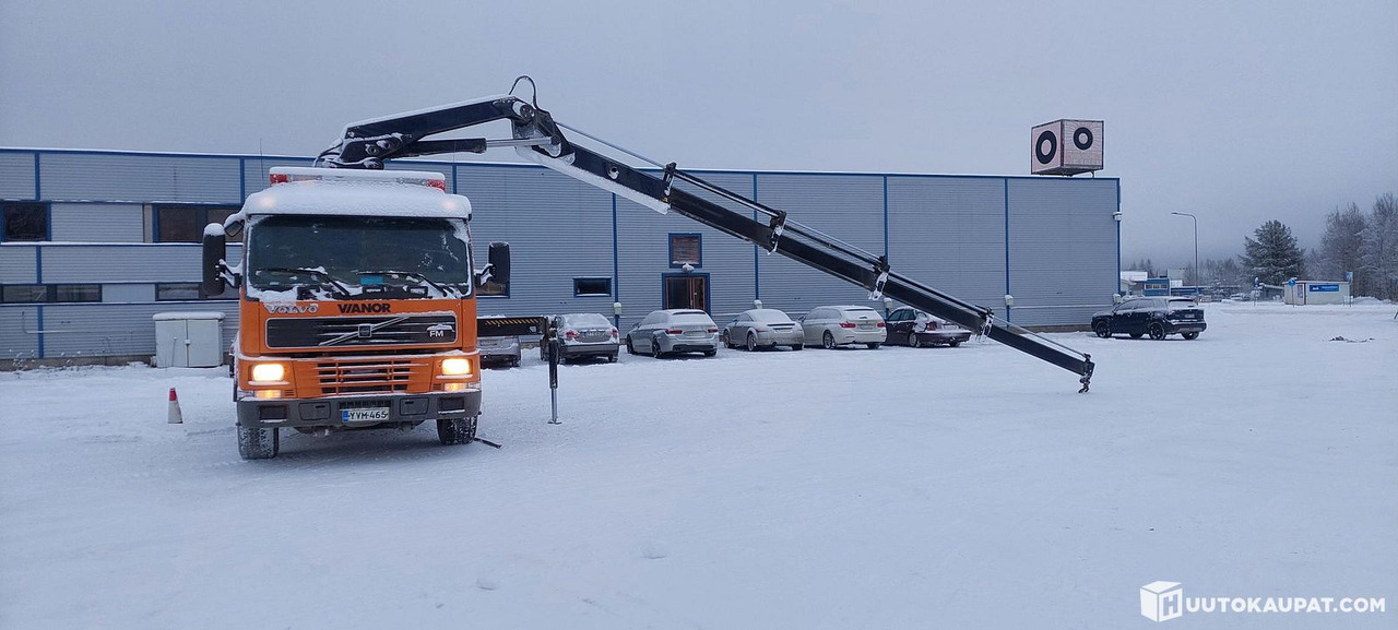 Volvo FM7, 1999, Kajaani - Dropside/ Flatbed truck, Crane truck: picture 3 Volvo FM7, 1999, Kajaani - Dropside/ Flatbed truck, Crane truck: picture 3