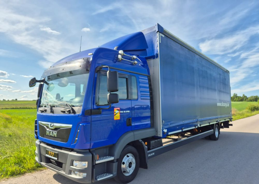 MAN TGL 12.250 2019 BURTO FIRANA + winda 8.4m z Niemiec / TOP STAN / OKAZJA / firanka / automat / - Curtainsider truck: picture 2 MAN TGL 12.250 2019 BURTO FIRANA + winda 8.4m z Niemiec / TOP STAN / OKAZJA / firanka / automat / - Curtainsider truck: picture 2
