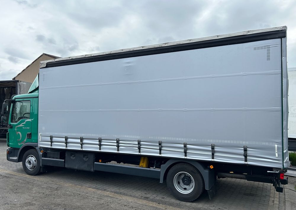 MAN TGL 12.250 6.2m AUTOMAT KLIMA z Niemiec ESP nowe opony EURO 6 / 4.75 rozstaw / zawiesie na wózek widłowy / TOP STAN / okazja nauka jazdy MOŻLIWOŚĆ DOSTOSOWANIA 12t - Curtainsider truck: picture 2 MAN TGL 12.250 6.2m AUTOMAT KLIMA z Niemiec ESP nowe opony EURO 6 / 4.75 rozstaw / zawiesie na wózek widłowy / TOP STAN / okazja nauka jazdy MOŻLIWOŚĆ DOSTOSOWANIA 12t - Curtainsider truck: picture 2