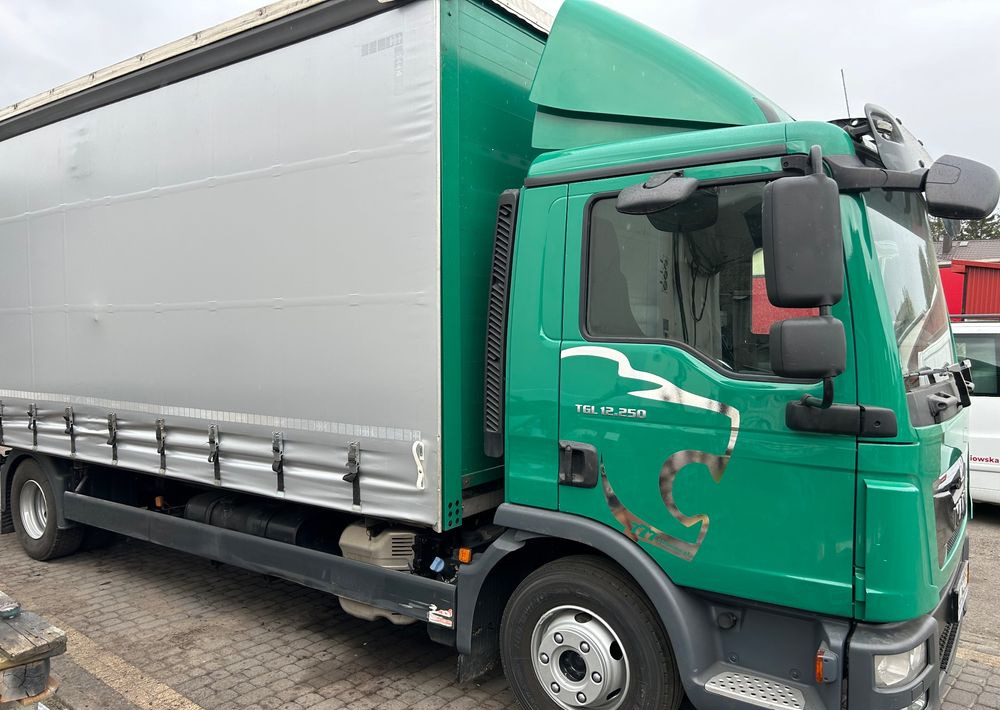 MAN TGL 12.250 6.2m AUTOMAT KLIMA z Niemiec ESP nowe opony EURO 6 / 4.75 rozstaw / zawiesie na wózek widłowy / TOP STAN / okazja nauka jazdy MOŻLIWOŚĆ DOSTOSOWANIA 12t - Curtainsider truck: picture 1 MAN TGL 12.250 6.2m AUTOMAT KLIMA z Niemiec ESP nowe opony EURO 6 / 4.75 rozstaw / zawiesie na wózek widłowy / TOP STAN / okazja nauka jazdy MOŻLIWOŚĆ DOSTOSOWANIA 12t - Curtainsider truck: picture 1