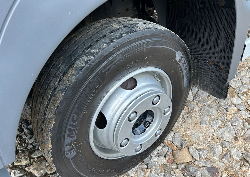 MAN TGL 12.250 GLOB UNIKAT z Niemiec BDF firanka / AUTOMAT HAK / EURO 6 / BDF 7.40 wysoki / MICHELIN 80% - Curtainsider truck: picture 5 MAN TGL 12.250 GLOB UNIKAT z Niemiec BDF firanka / AUTOMAT HAK / EURO 6 / BDF 7.40 wysoki / MICHELIN 80% - Curtainsider truck: picture 5