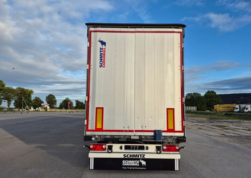 Schmitz Cargobull Varios 2021 podnoszony dach / poziomy jazdy dachu /  od pierwszego właściciela / OKAZJA - Curtainsider semi-trailer: picture 5 Schmitz Cargobull Varios 2021 podnoszony dach / poziomy jazdy dachu /  od pierwszego właściciela / OKAZJA - Curtainsider semi-trailer: picture 5