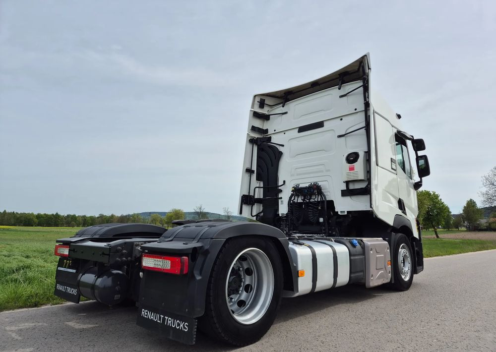 Renault T440 10/2019 ! 13l MEGA STANDARD regulowane siodło z Niemiec / klima postojowa / regulowane siodło / TOP STAN mega LOW deck standard - Tractor unit: picture 3 Renault T440 10/2019 ! 13l MEGA STANDARD regulowane siodło z Niemiec / klima postojowa / regulowane siodło / TOP STAN mega LOW deck standard - Tractor unit: picture 3