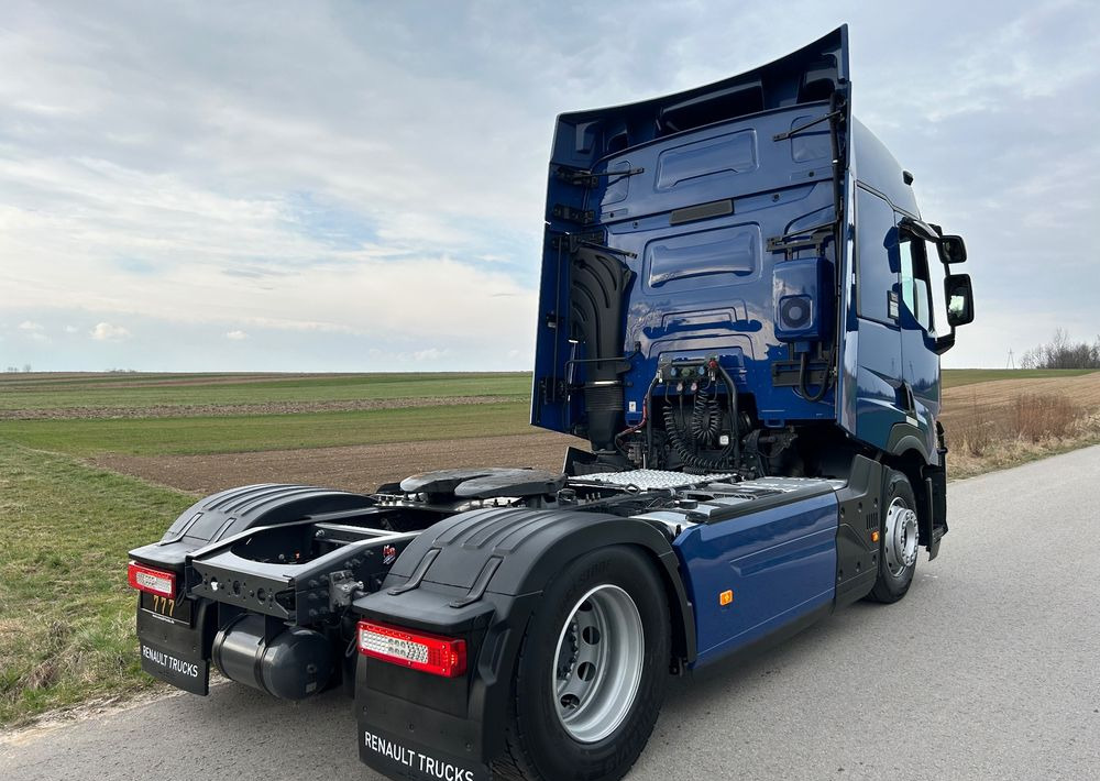 Renault T480 2022 VIN: ND ! 13l STANDARD STANDARD / NOWY MODEL z Niemiec / klima postojowa / T520 T440 / TOP STAN GAMA T - Tractor unit: picture 5 Renault T480 2022 VIN: ND ! 13l STANDARD STANDARD / NOWY MODEL z Niemiec / klima postojowa / T520 T440 / TOP STAN GAMA T - Tractor unit: picture 5