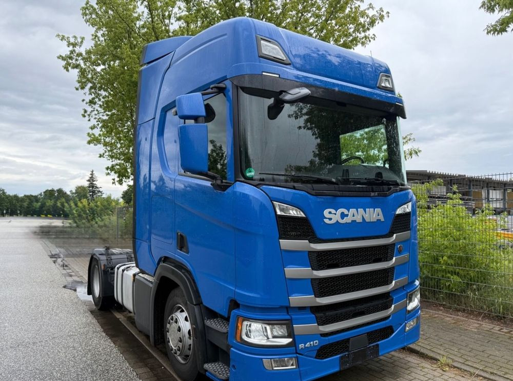 Scania R410 RETARDER FULL LED 2 ZBIORNIKI / KLIMA POSTOJOWA / VIRTUAL COCPIT z Niemiec - Tractor unit: picture 2 Scania R410 RETARDER FULL LED 2 ZBIORNIKI / KLIMA POSTOJOWA / VIRTUAL COCPIT z Niemiec - Tractor unit: picture 2