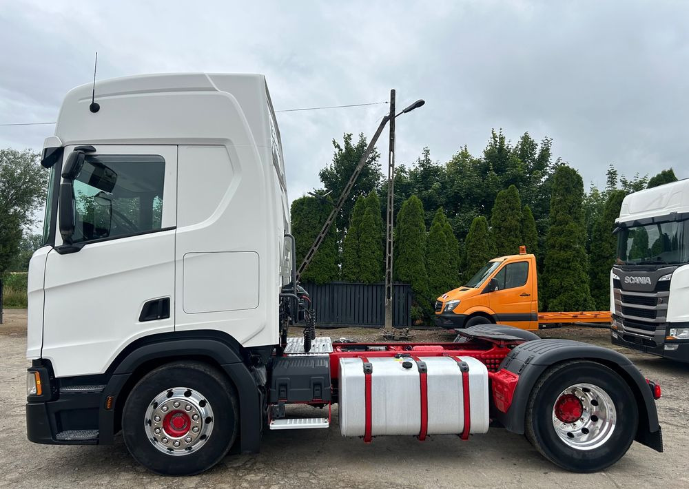 Scania R450 NAUKA JAZDY RETARDER STANDARD 7300kg / DOBRA POD WYWROTKĘ / KLIMA POSTOJOWA z Niemiec HYDRAULIKA - Tractor unit: picture 3 Scania R450 NAUKA JAZDY RETARDER STANDARD 7300kg / DOBRA POD WYWROTKĘ / KLIMA POSTOJOWA z Niemiec HYDRAULIKA - Tractor unit: picture 3