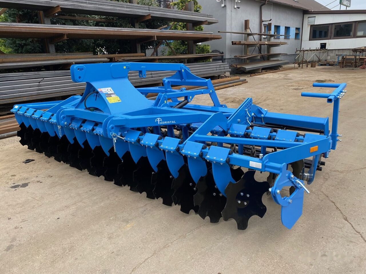 Agristal AT 2.5m - Disc harrow: picture 1 Agristal AT 2.5m - Disc harrow: picture 1