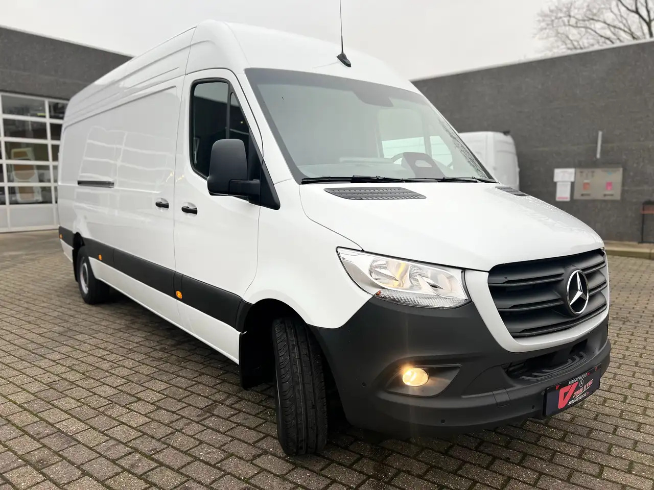 Mercedes-Benz Sprinter 317 L3H2 (48.500€ex) Facelift | 3.5T Trekhaak - Panel van: picture 5 Mercedes-Benz Sprinter 317 L3H2 (48.500€ex) Facelift | 3.5T Trekhaak - Panel van: picture 5