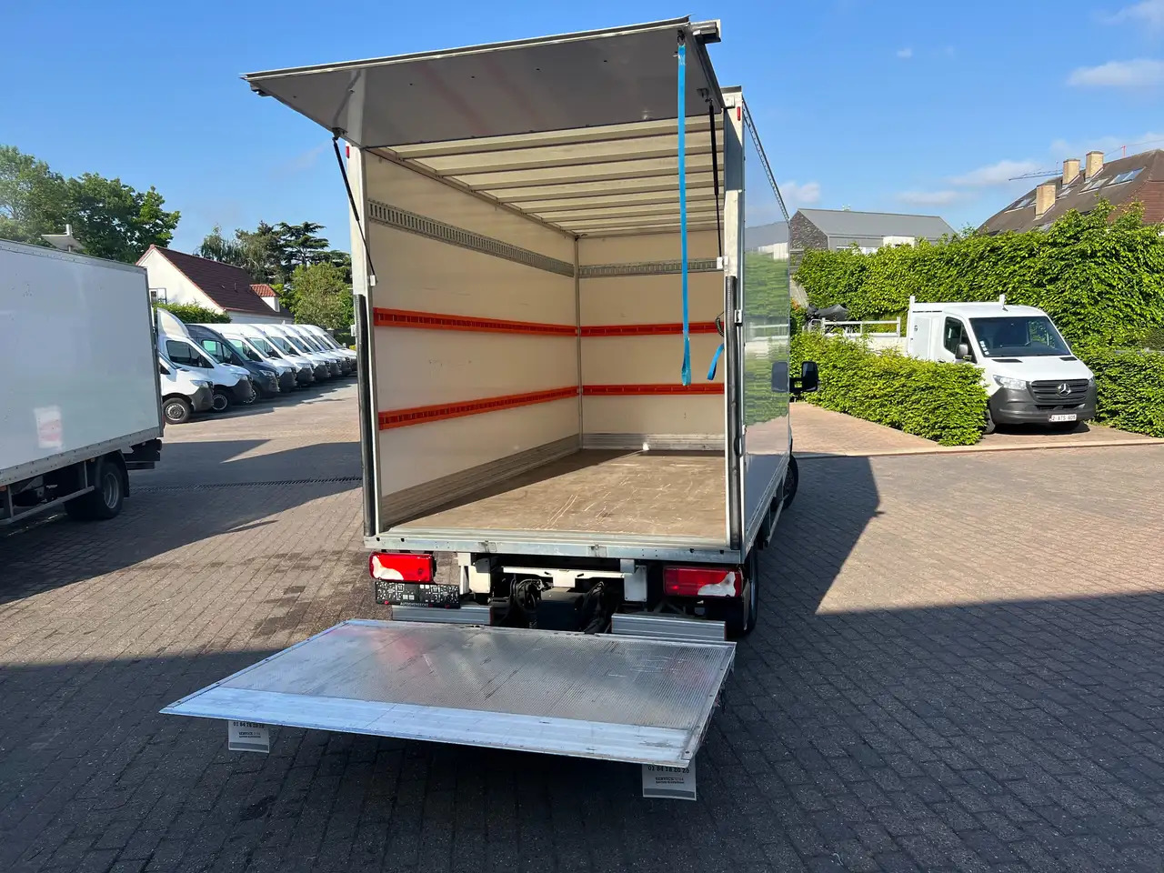 Mercedes-Benz Sprinter 515 KAST+LIFT + SPOILER (36.500ex) 2.300M - Box van: picture 5 Mercedes-Benz Sprinter 515 KAST+LIFT + SPOILER (36.500ex) 2.300M - Box van: picture 5