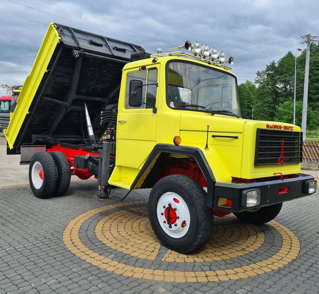 IVECO MAGIRUS STRALIS kiper 4x4 + HDS - Tipper, Crane truck: picture 1 IVECO MAGIRUS STRALIS kiper 4x4 + HDS - Tipper, Crane truck: picture 1