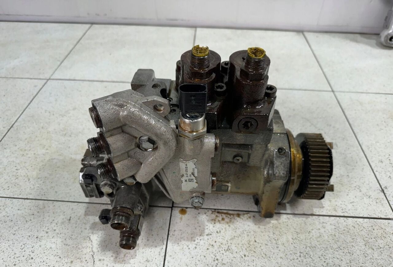 Mercedes-Benz Actros MP 4 A4700900850 truck - Fuel pump for Truck: picture 5 Mercedes-Benz Actros MP 4 A4700900850 truck - Fuel pump for Truck: picture 5