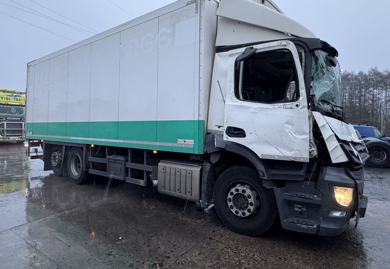 Zabudowa Kontener Chłodnia Schmitz Mercedes Iveco Man Volvo Schmitz Cargobull Mercedes-Benz Antos - Body and exterior for Truck: picture 1 Zabudowa Kontener Chłodnia Schmitz Mercedes Iveco Man Volvo Schmitz Cargobull Mercedes-Benz Antos - Body and exterior for Truck: picture 1