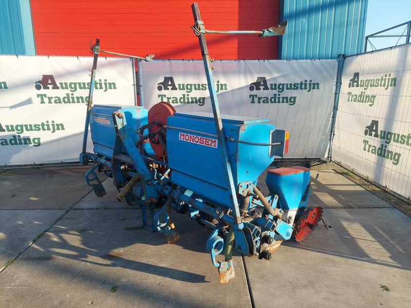 Monosem Maisplanter - Sowing equipment: picture 1 Monosem Maisplanter - Sowing equipment: picture 1
