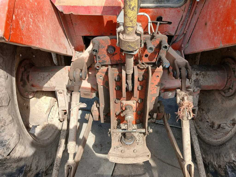 Farm tractor Renault 781-4: picture 7