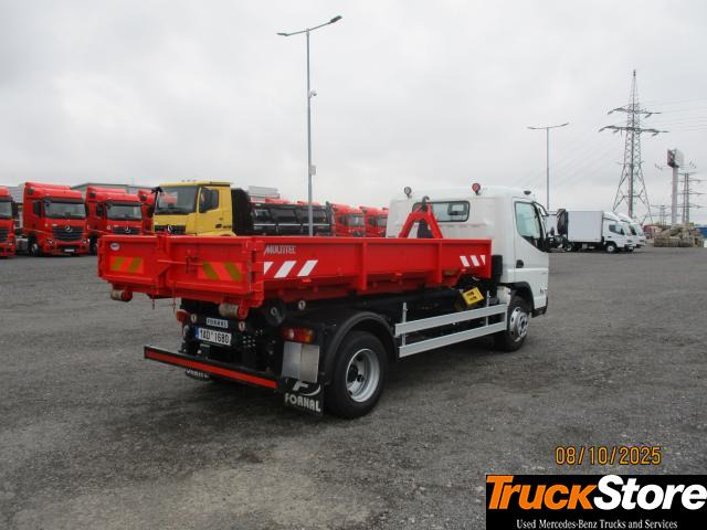 FUSO Canter 7C15 - Hook lift truck: picture 4 FUSO Canter 7C15 - Hook lift truck: picture 4