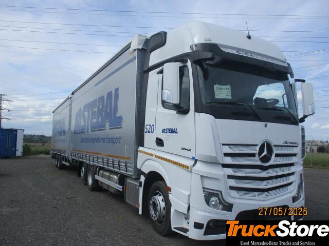 Mercedes-Benz Actros 2542 - Curtainsider truck: picture 1 Mercedes-Benz Actros 2542 - Curtainsider truck: picture 1