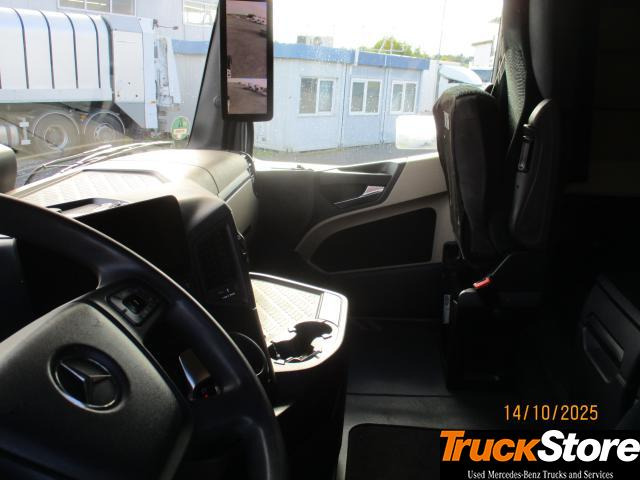 Tractor unit Mercedes-Benz Actros 1845 LS nRL: picture 7