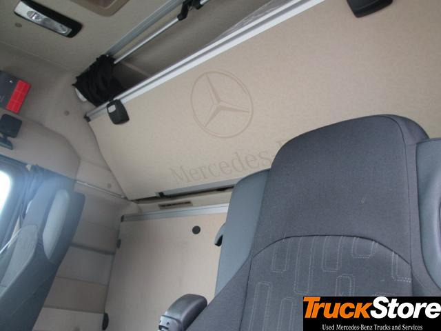 Mercedes-Benz Actros 2545 LS - Tractor unit: picture 2 Mercedes-Benz Actros 2545 LS - Tractor unit: picture 2