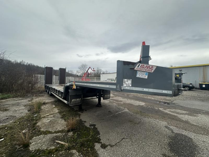 Castera - Low loader semi-trailer: picture 2 Castera - Low loader semi-trailer: picture 2