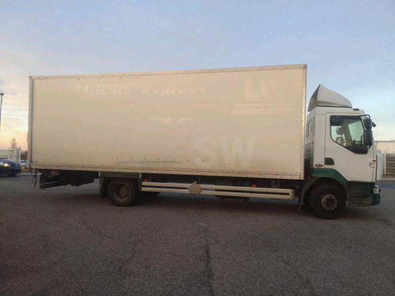 Renault Midlum 270 - Box truck: picture 3 Renault Midlum 270 - Box truck: picture 3