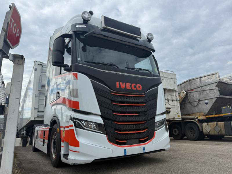Iveco S-WAY 510 - Tractor unit: picture 2 Iveco S-WAY 510 - Tractor unit: picture 2