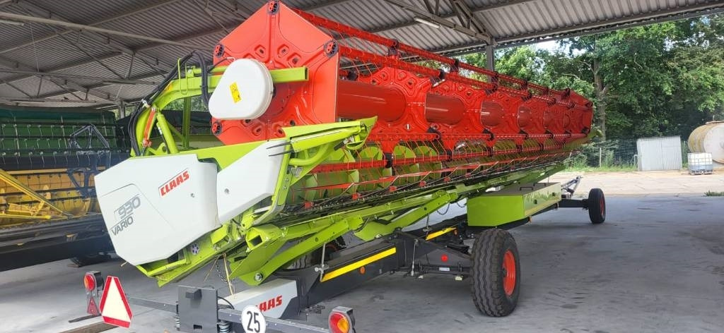 Leasing of Claas Lexion 7500 + V930  Claas Lexion 7500 + V930: picture 6