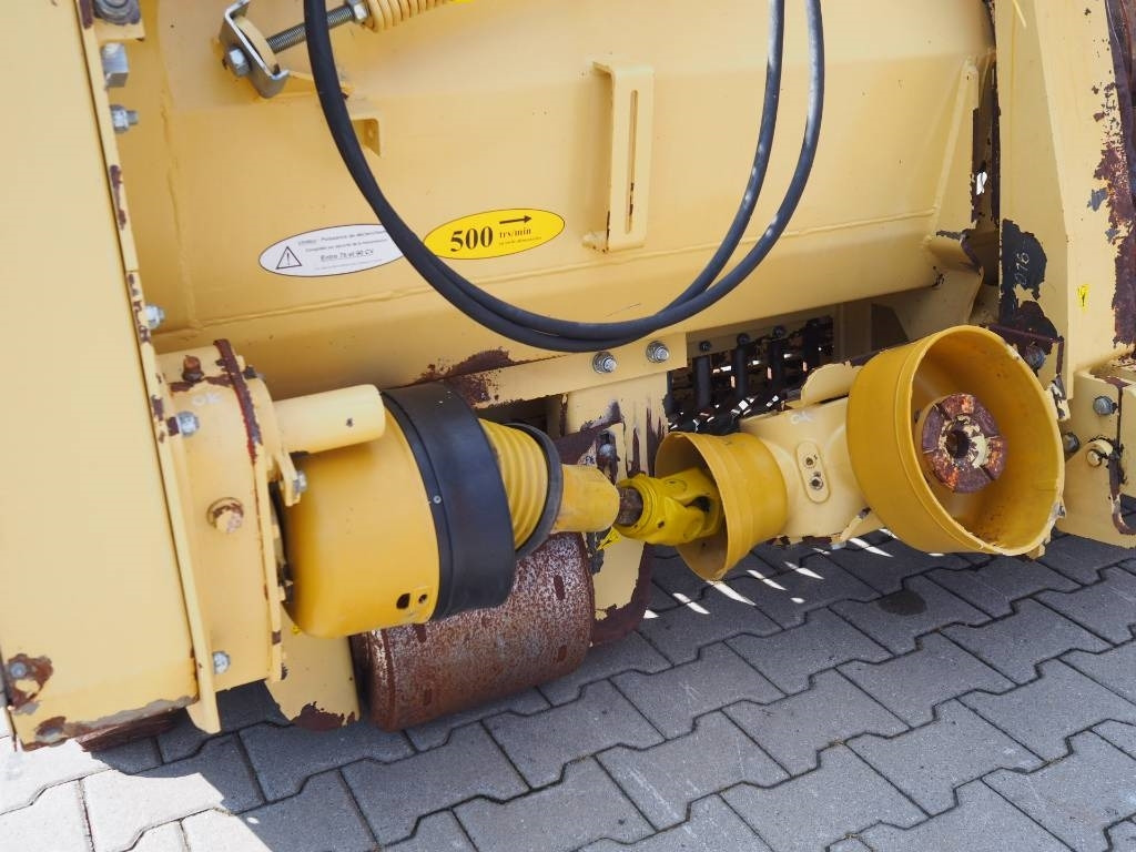 Forage harvester attachment Idass GE 31 - Claas Jaguar: picture 11