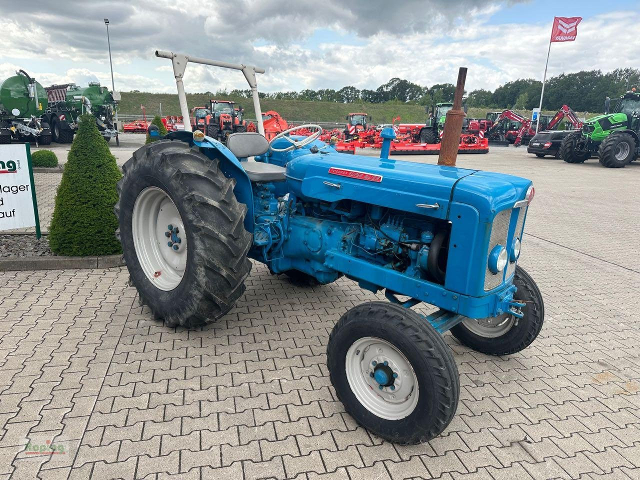 Ford Super Major - Farm tractor: picture 3 Ford Super Major - Farm tractor: picture 3