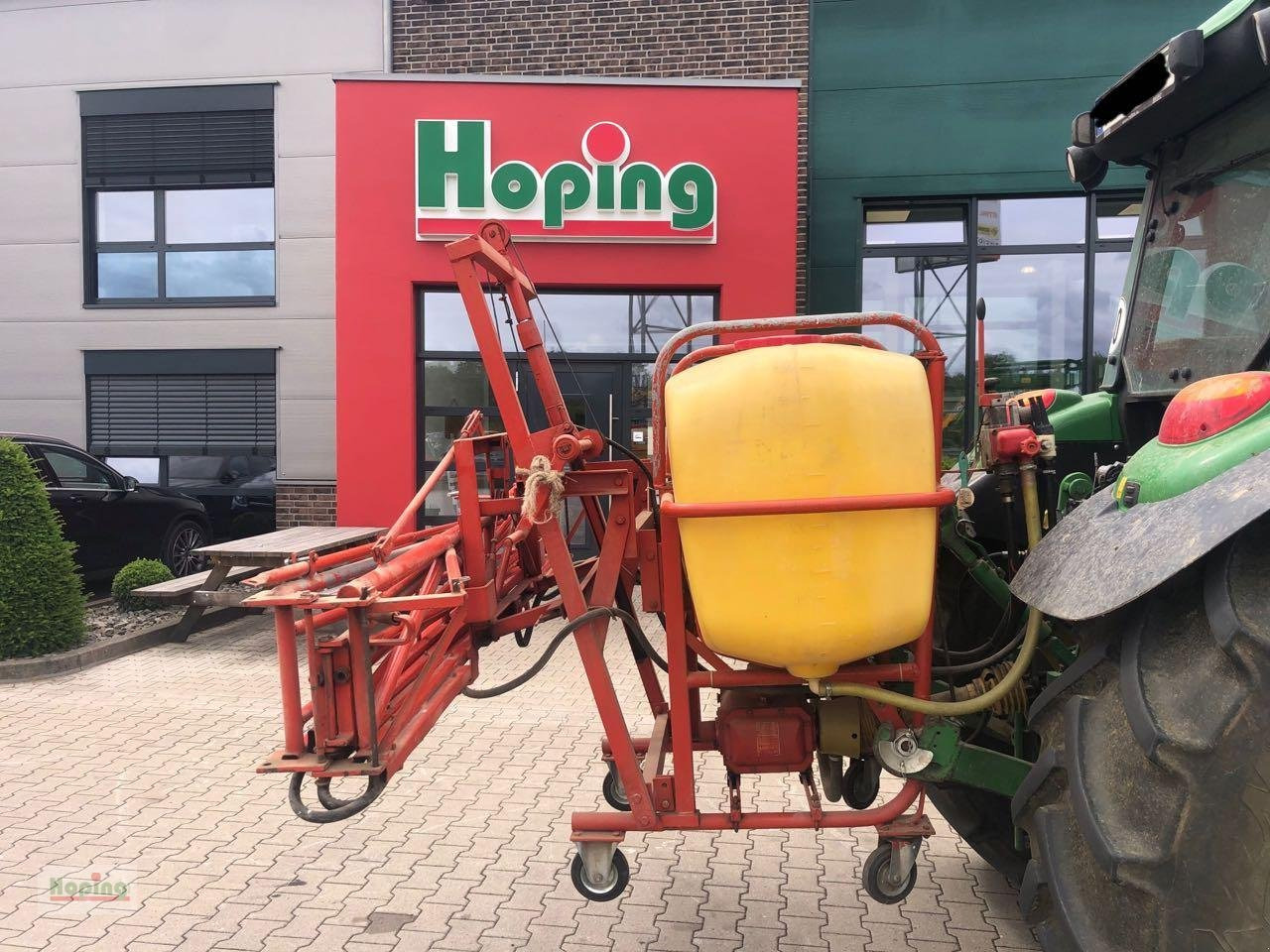 Platz 600 Liter - Tractor mounted sprayer: picture 1 Platz 600 Liter - Tractor mounted sprayer: picture 1
