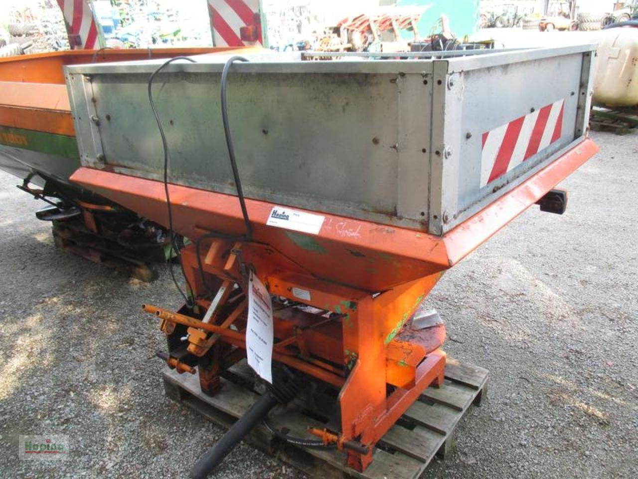 Rotina 681 - Fertilizer spreader: picture 2 Rotina 681 - Fertilizer spreader: picture 2
