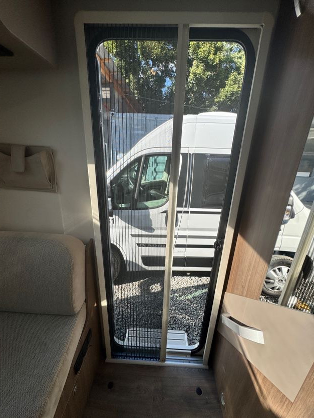 Leasing of CARADO T447 PRO+ , camera, radio, awning, bike holder, LPG, ALU CARADO T447 PRO+ , camera, radio, awning, bike holder, LPG, ALU: picture 19