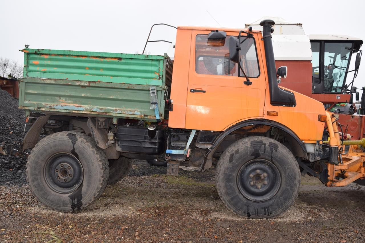 Mercedes-Benz Unimog U1200 - Farm tractor: picture 2 Mercedes-Benz Unimog U1200 - Farm tractor: picture 2