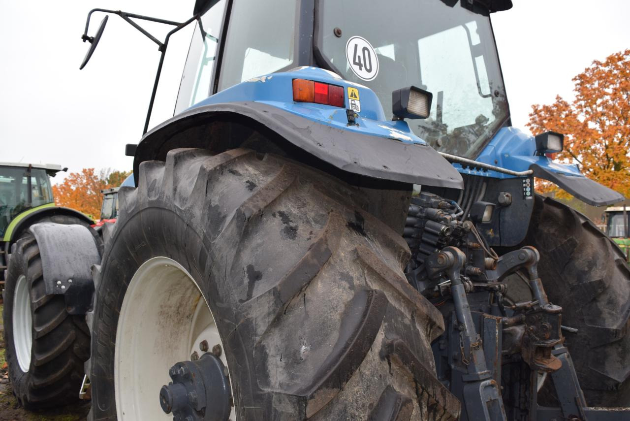 New Holland 8670 TA - Farm tractor: picture 5 New Holland 8670 TA - Farm tractor: picture 5