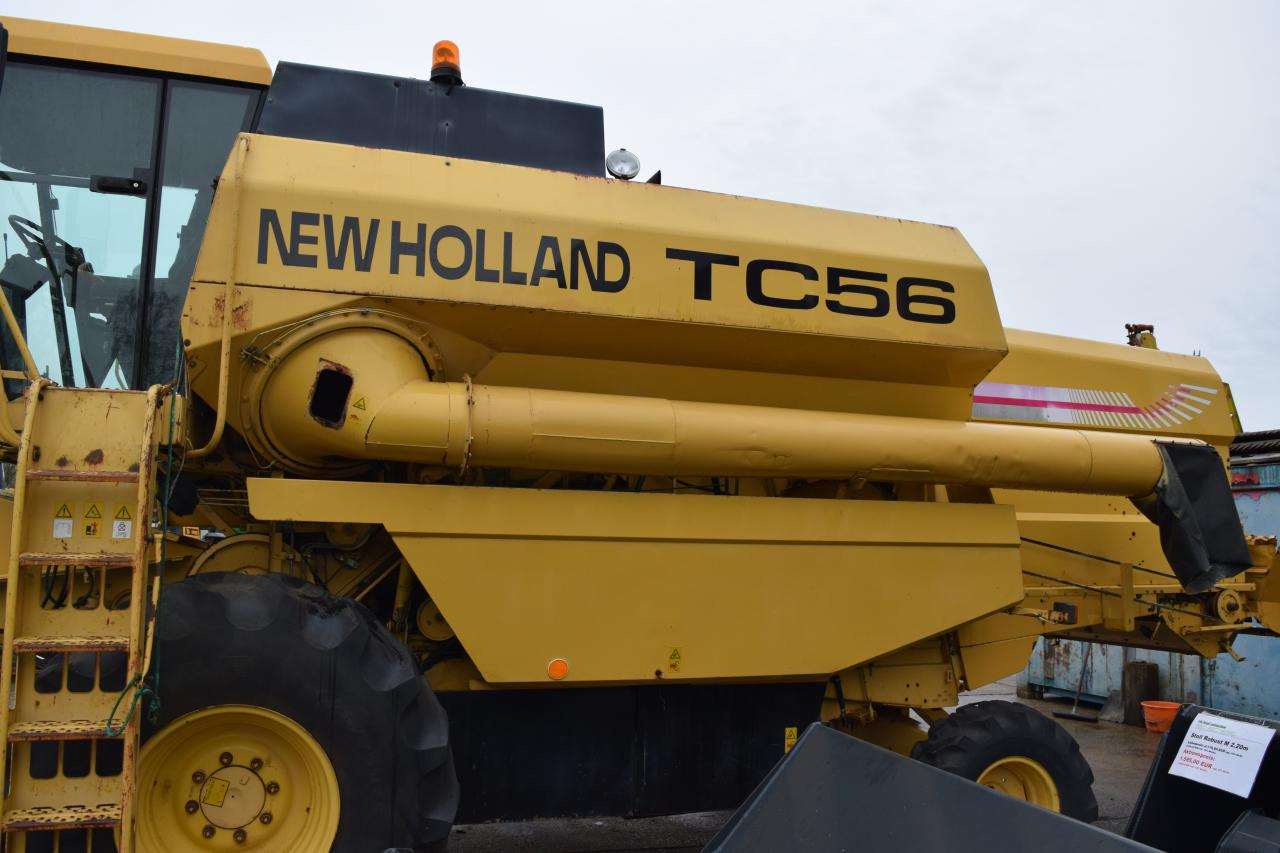 New Holland TC 56 - Combine harvester: picture 5 New Holland TC 56 - Combine harvester: picture 5