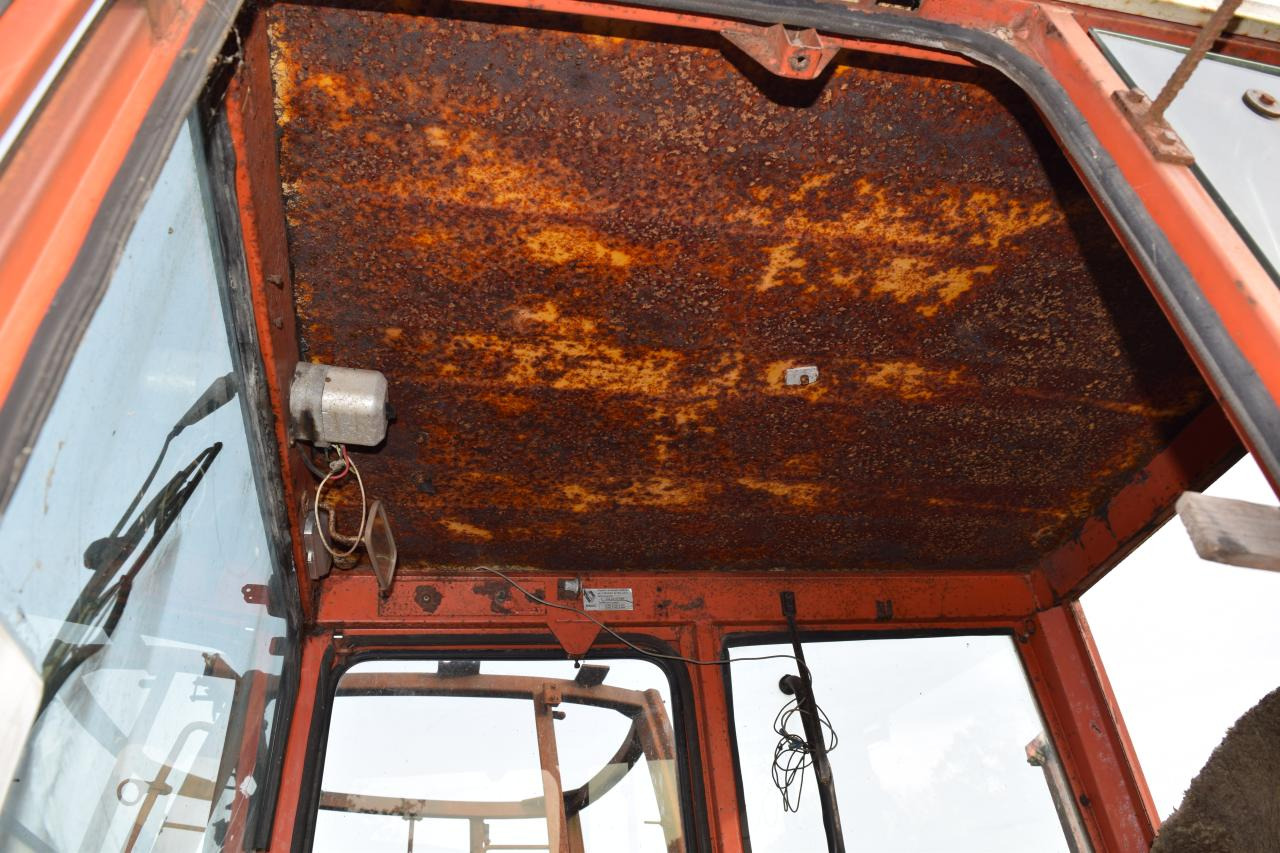 Farm tractor Renault 651: picture 9 Farm tractor Renault 651: picture 9