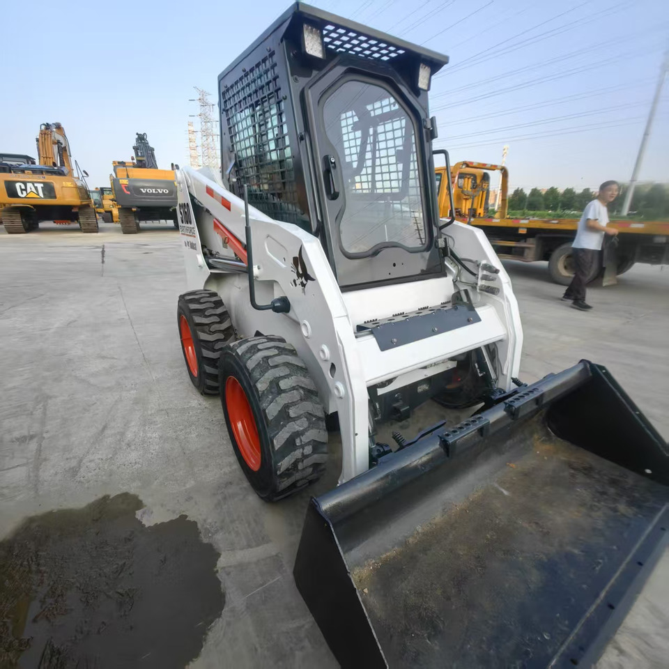 Skid steer loader BOBCAT S160: picture 6