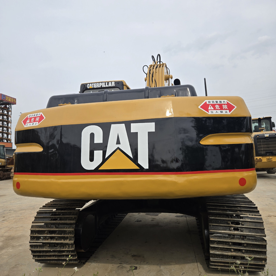 Crawler excavator CATERPILLAR 320BL: picture 7