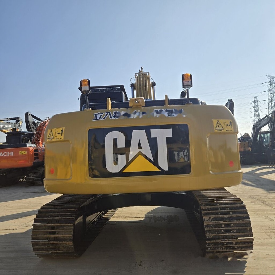 Crawler excavator Caterpillar 323DL: picture 10