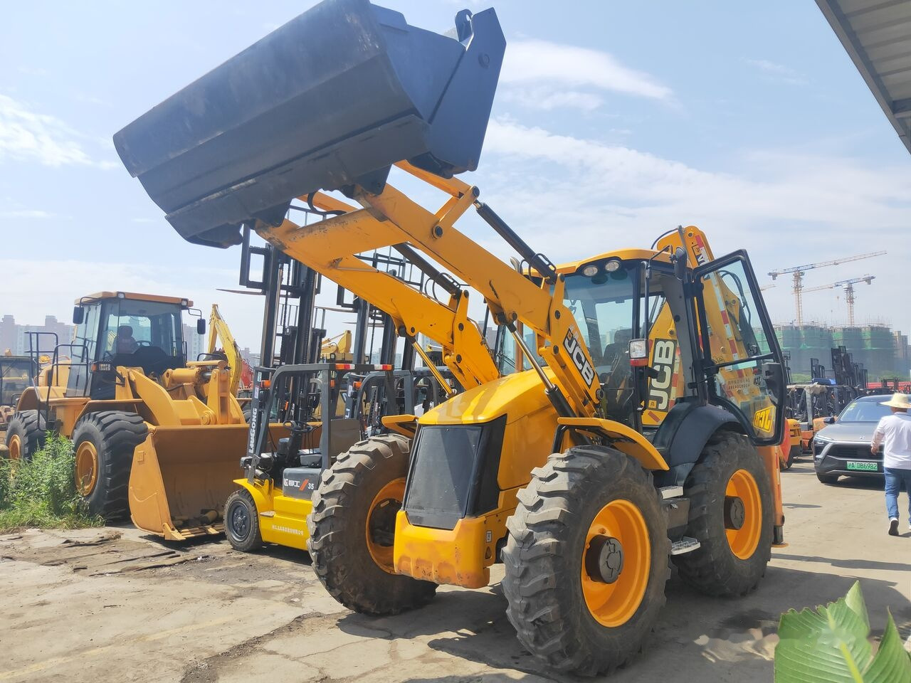 Backhoe loader JCB 4CX: picture 6