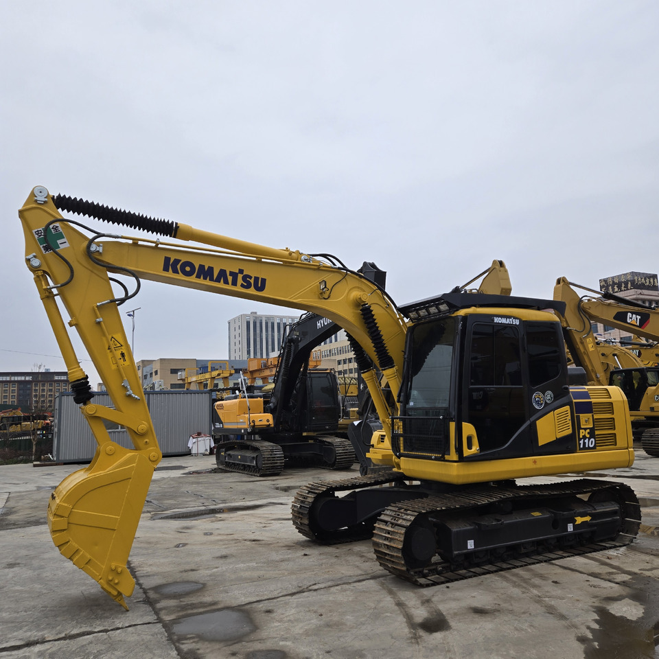KOMATSU PC110 - Crawler excavator: picture 5 KOMATSU PC110 - Crawler excavator: picture 5
