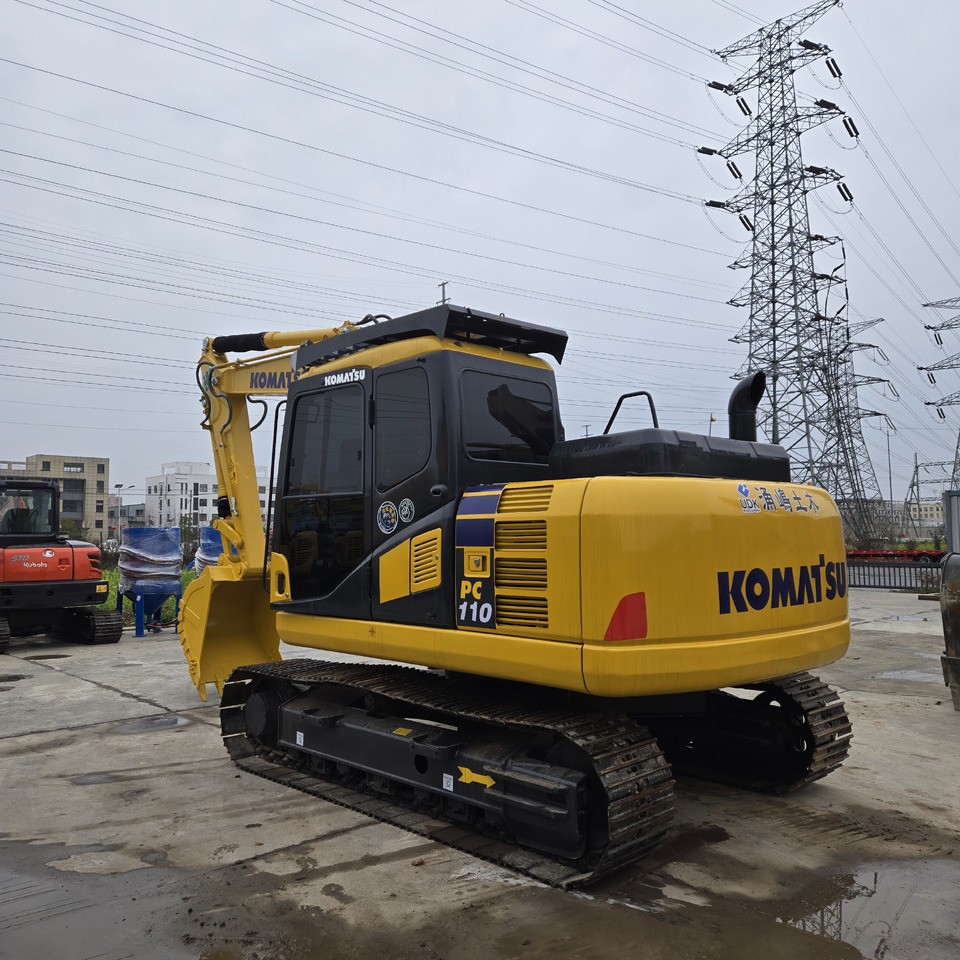 KOMATSU PC110 - Crawler excavator: picture 3 KOMATSU PC110 - Crawler excavator: picture 3