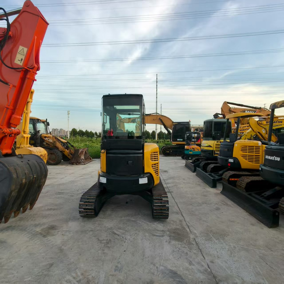 KOMATSU PC35MR - Mini excavator: picture 5 KOMATSU PC35MR - Mini excavator: picture 5