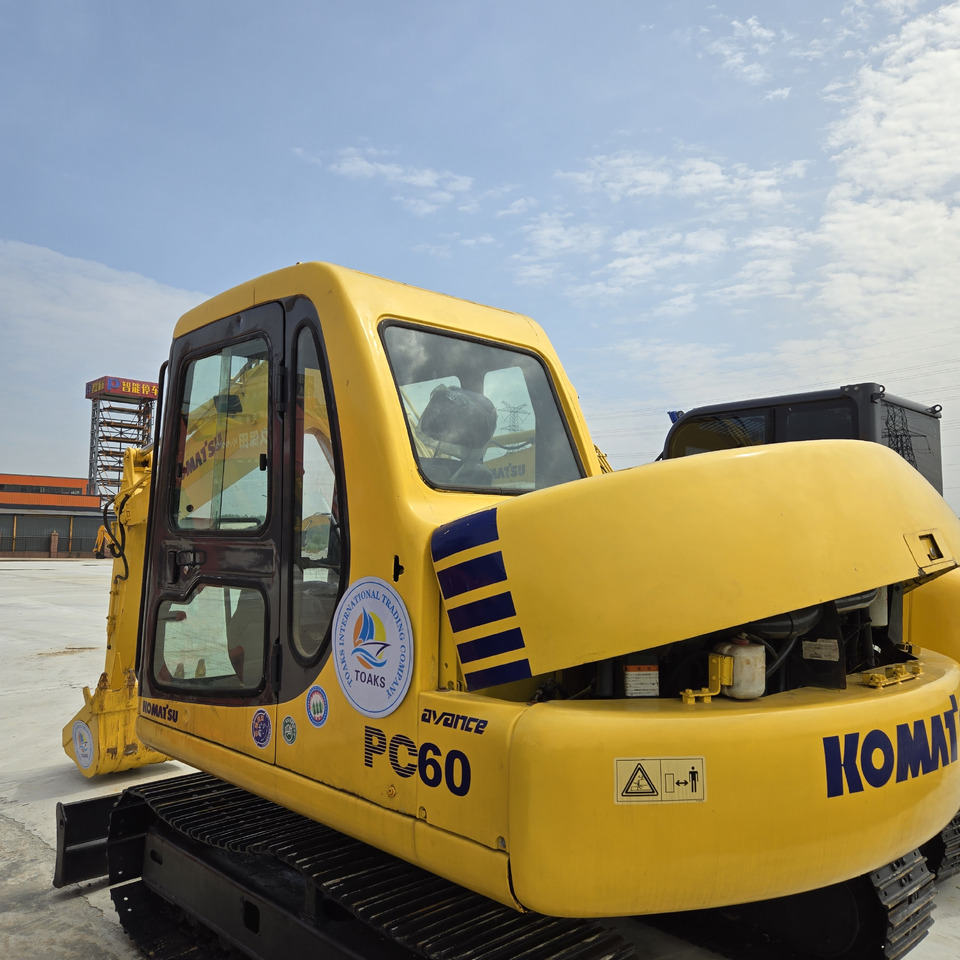 KOMATSU PC60 - Mini excavator: picture 2 KOMATSU PC60 - Mini excavator: picture 2