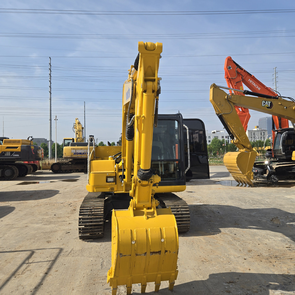 KOMATSU PC70-8 - Mini excavator: picture 2 KOMATSU PC70-8 - Mini excavator: picture 2