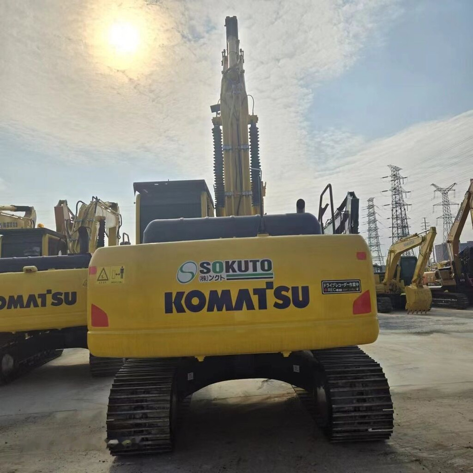 Komatsu PC200-8 - Crawler excavator: picture 5 Komatsu PC200-8 - Crawler excavator: picture 5