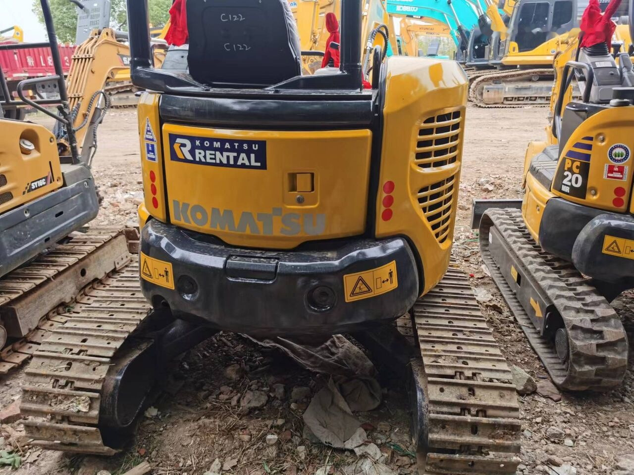 Komatsu PC35MR - Mini excavator: picture 4 Komatsu PC35MR - Mini excavator: picture 4