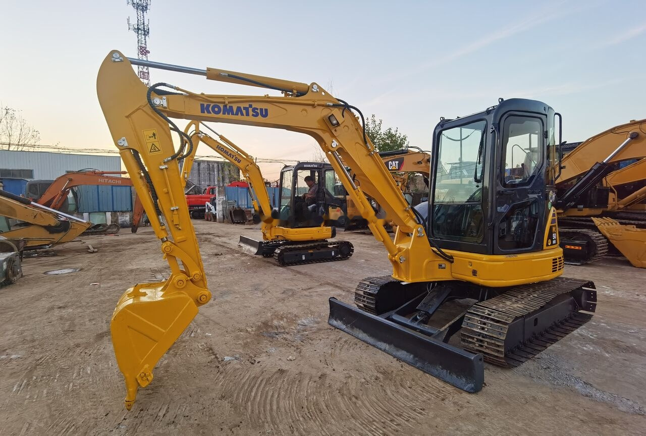 Komatsu PC50MR - Mini excavator: picture 1 Komatsu PC50MR - Mini excavator: picture 1